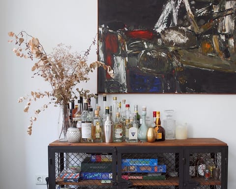 This sophisticated bar