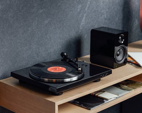 Your own record player and vinyls