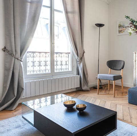 Large windows let the light in