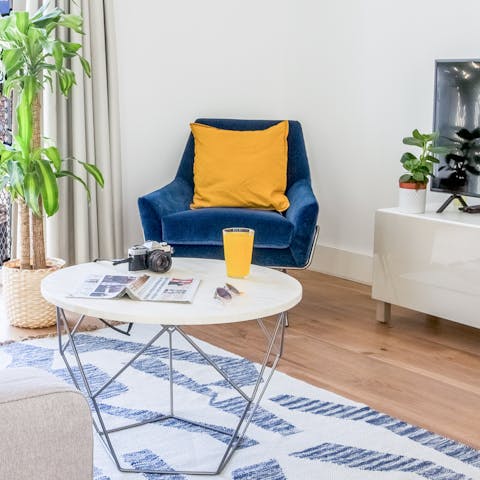 The minimalist coffee table