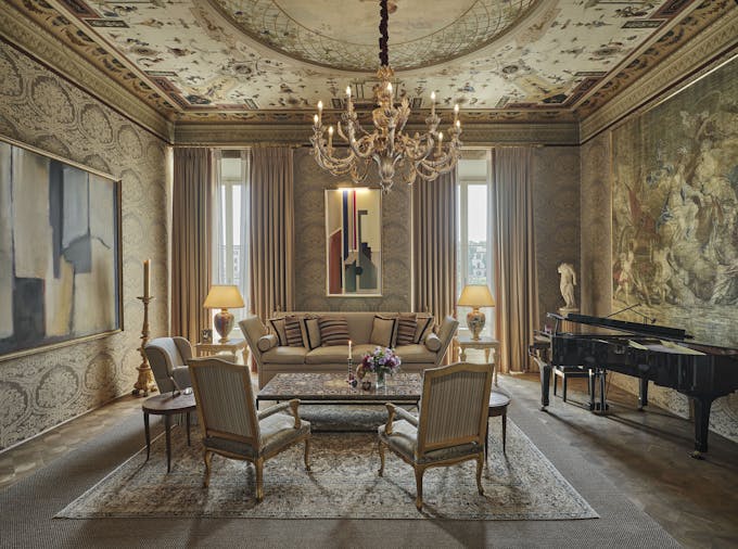 Refined Residence