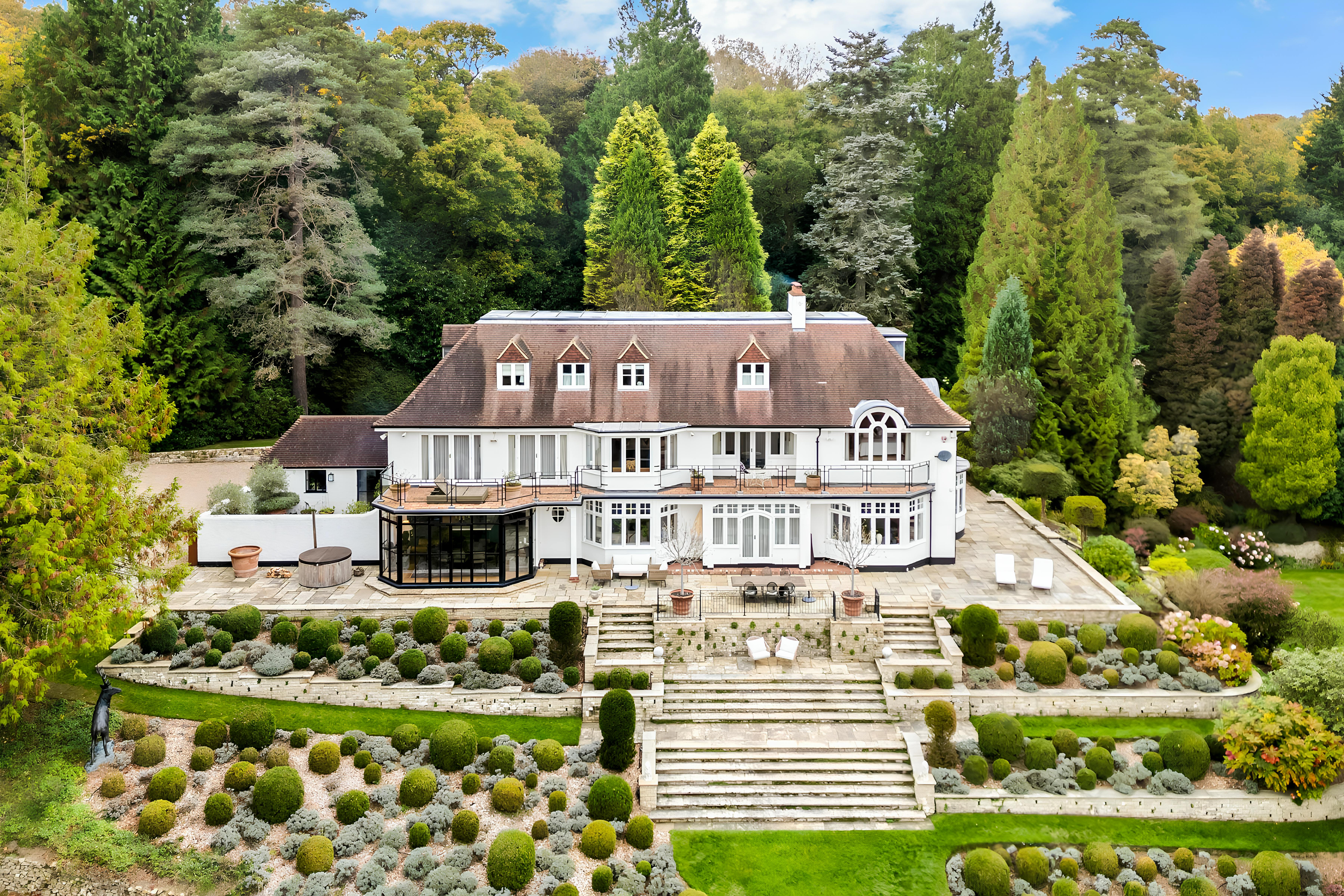 Surrey Hills Estate