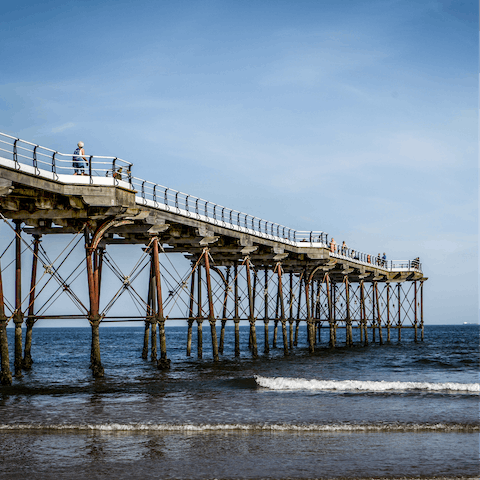 Walk to Saltburn Pier in seven minutes