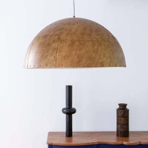 The chic minimalist lamp