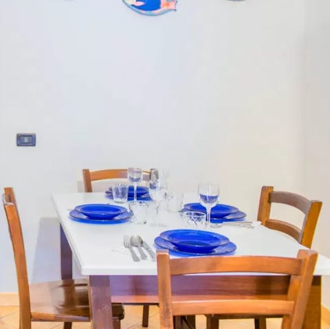 Enjoy mealtimes gathered at the dining table