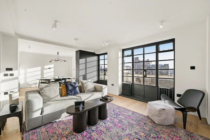 A Kensington Point of View