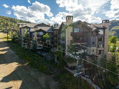 Hit the mountain slopes directly from the building