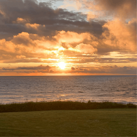 Soak up the beauty of Cornwall from Widemouth Bay