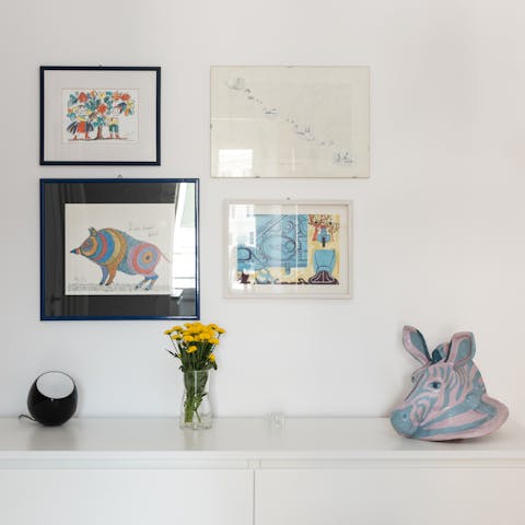 The shelf of artistic curiosities