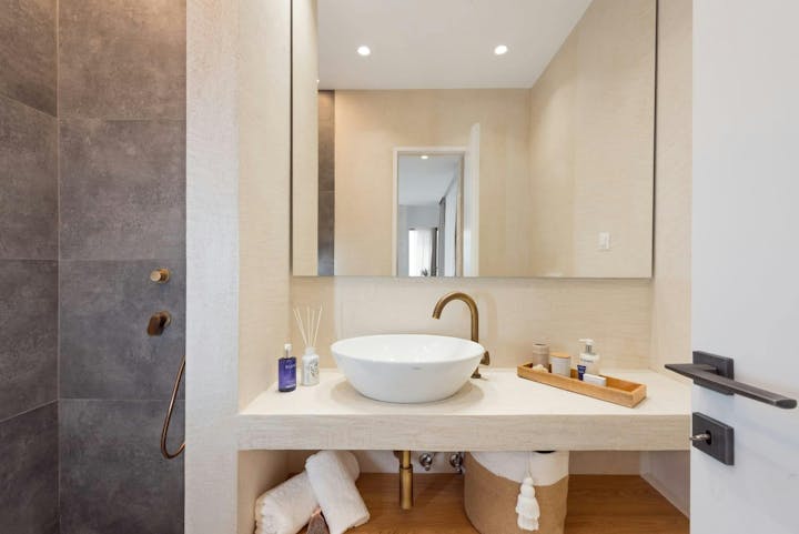 Bathroom photo