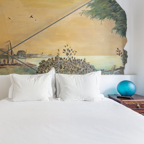 The bedroom fresco