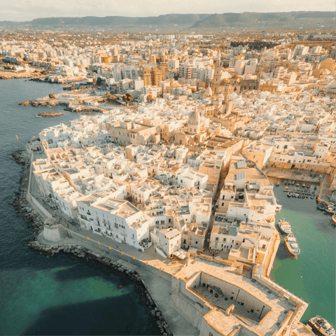 Drive twenty minutes to marvellous Monopoli