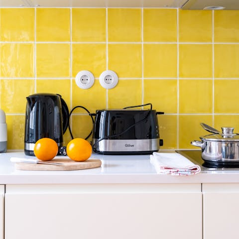 Make breakfast in the zesty kitchen