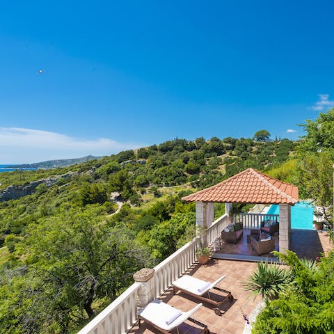 Sunbathe amid absolute peace and quiet