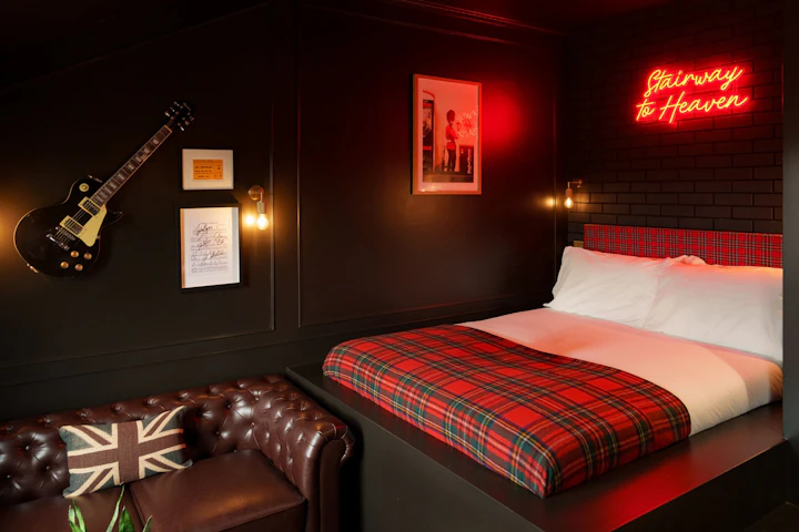 The Zeppelin, London, England | Plum Guide