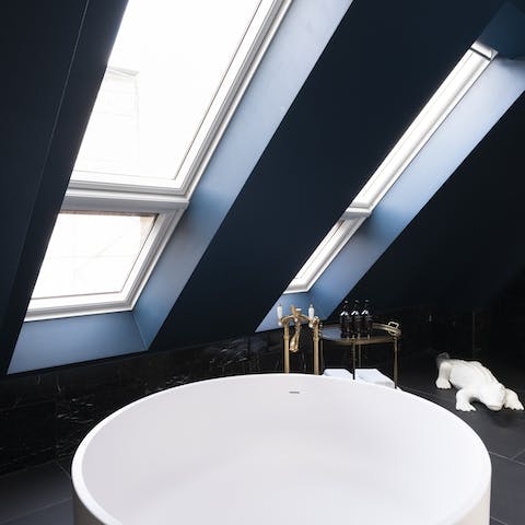 A bath of your dreams