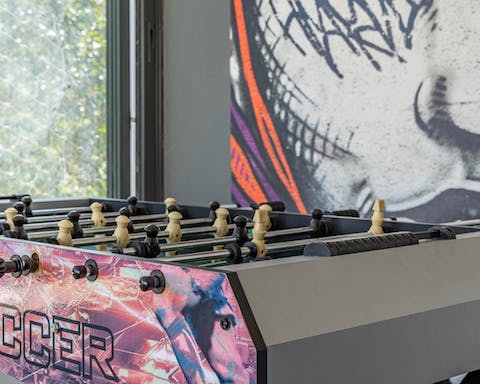 A fun football table