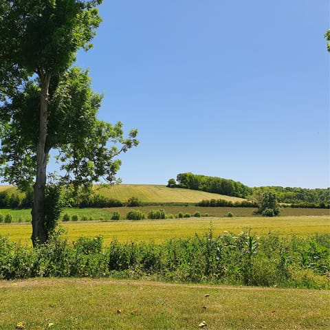 Experience the glory of the Dordogne countryside, just minutes away on foot