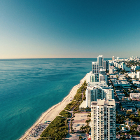 Discover the best of Miami Beach from this central spot