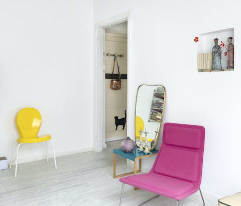 Bright pops of colour