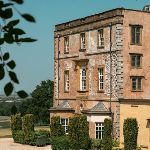 Explore stunning country houses a short drive away