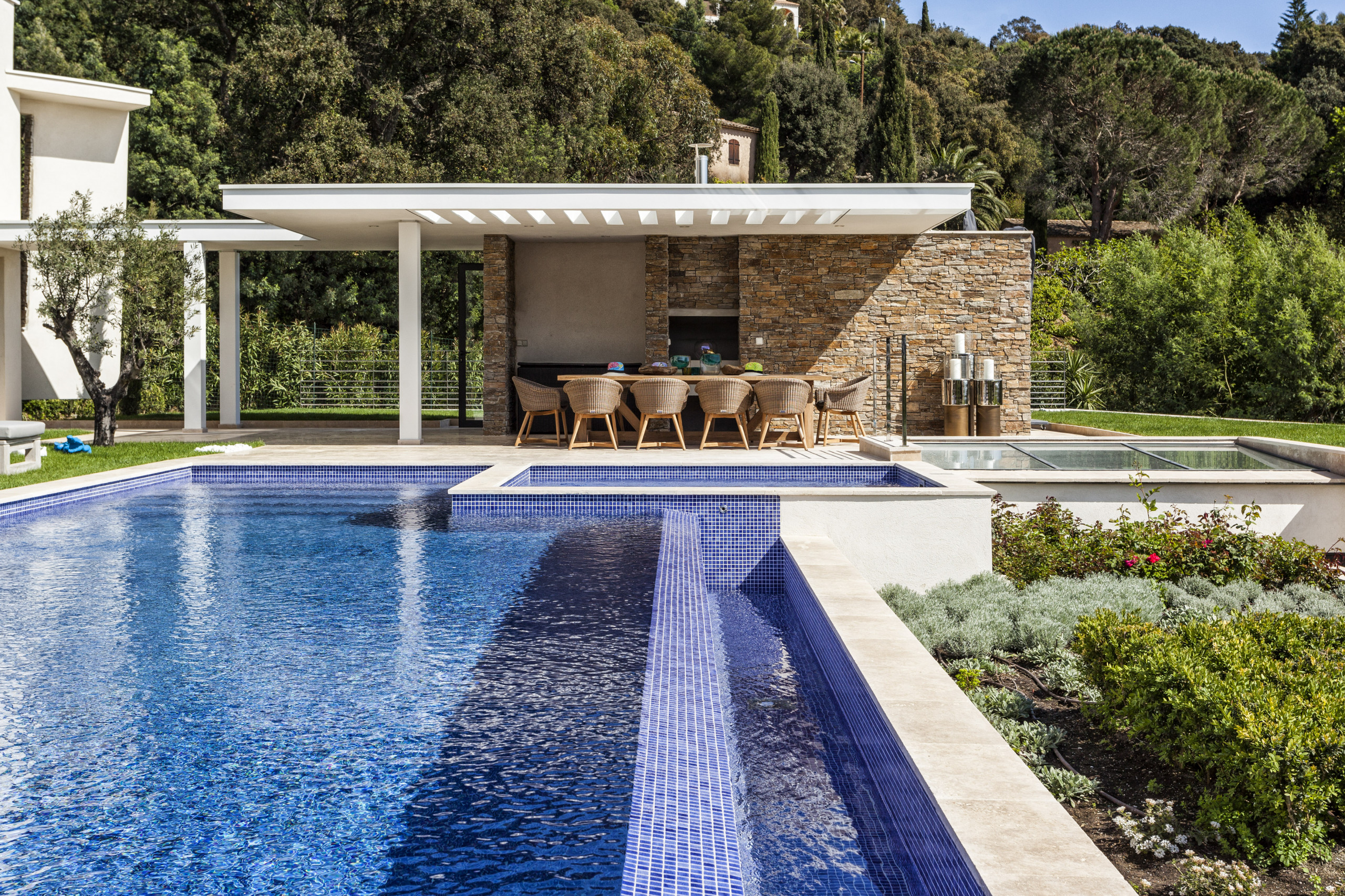 Saint-Tropez Revisited 