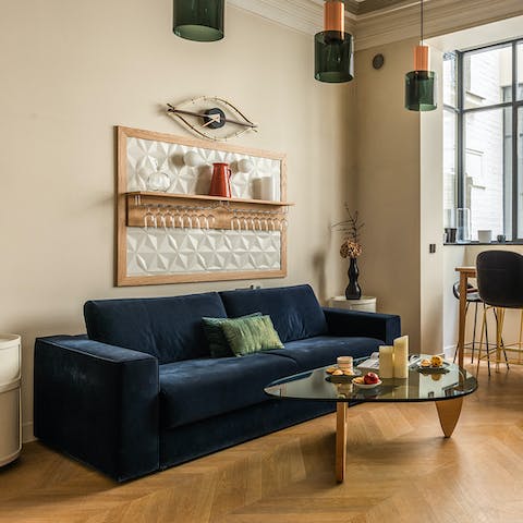 Put your feet up and relax in the charming living space