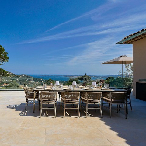 Enjoy fabulous views of the Riviera from the sunny terrace