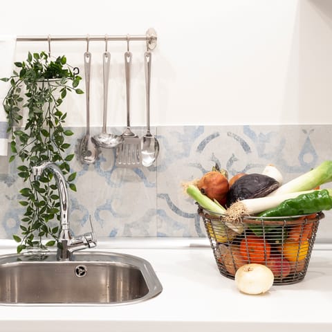 The azulejo details in the kitchen