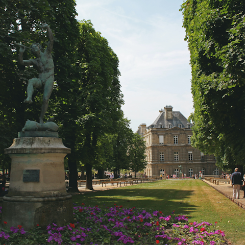 Start your sightseeing at nearby Luxembourg Gardens