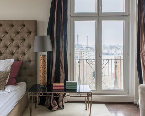 Lots of natural light