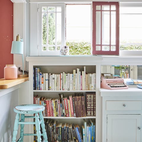 The busy bookshelf