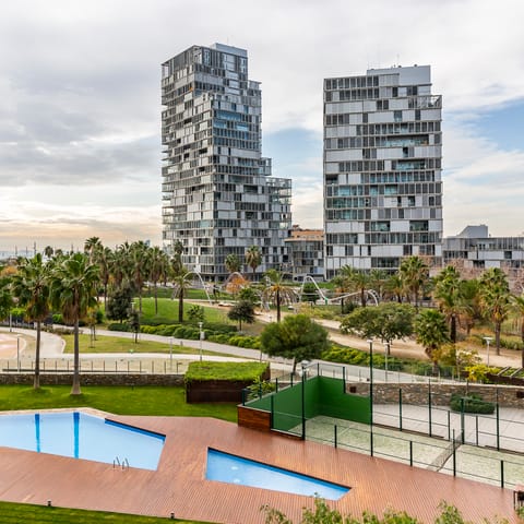 Create a splash at the shared pool