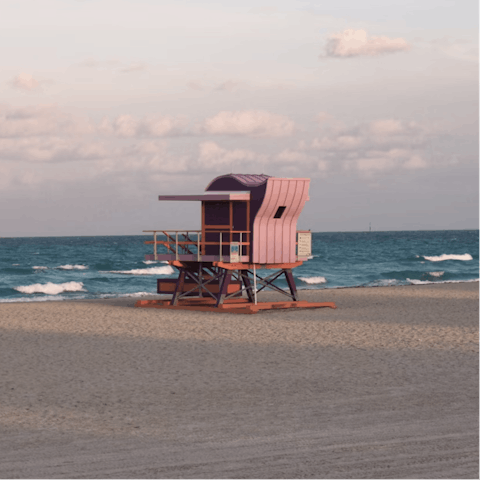 Play along the beaches of Sunny Isles, just 10 minutes away