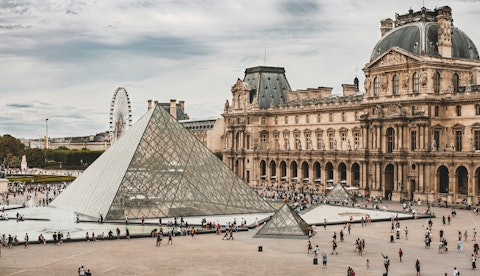 Explore the Musée du Louvre, just ten minutes on foot
