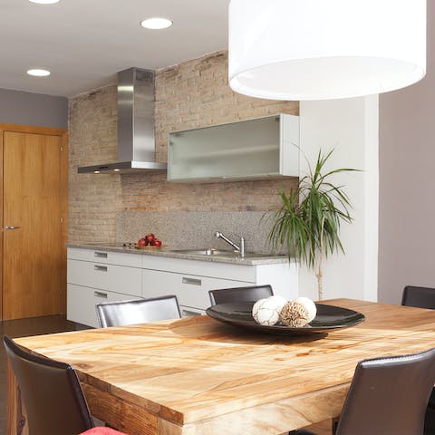 Start the day at the big, wooden breakfast table