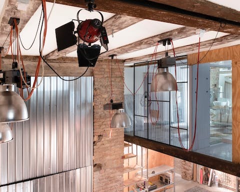 Incredibly high ceilings