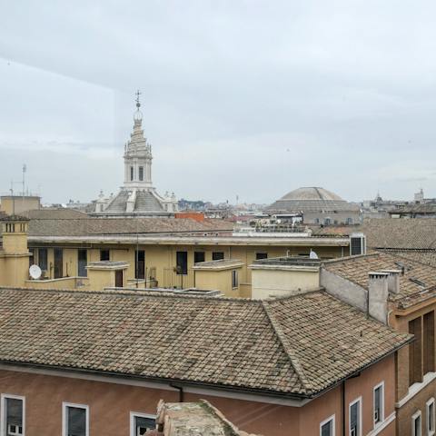 Pick out Rome's headline-grabbing sights from the comfort of your home