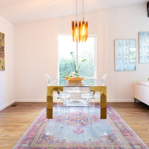 Serve up smoothies for breakfast in the light-filled dining area