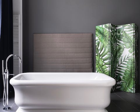 A luxurious bathtub