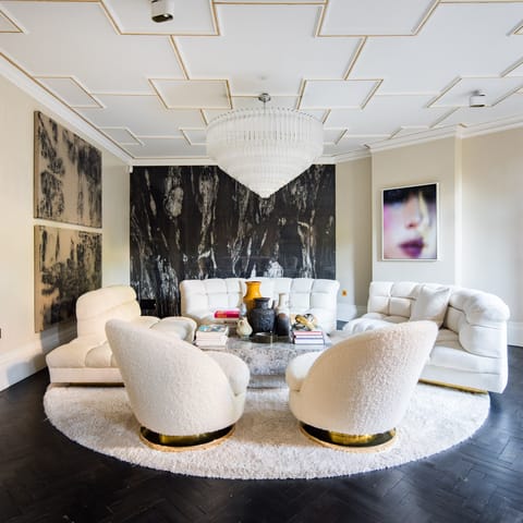 maximalist interior design