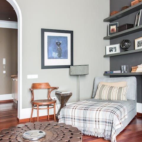 Get set up with a good book in this cosy reading corner