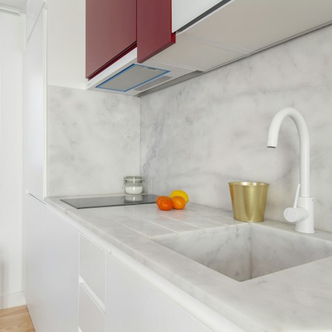 Try your hand at some Portuguese cooking in the marble-clad kitchen