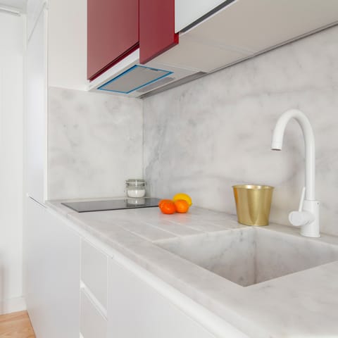 Try your hand at some Portuguese cooking in the marble-clad kitchen