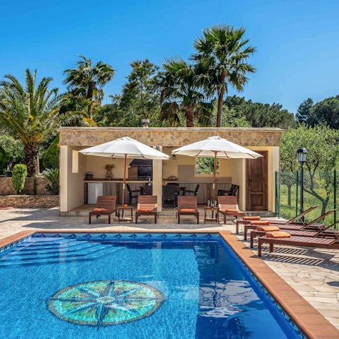 Swap the sea for a dip in the private pool