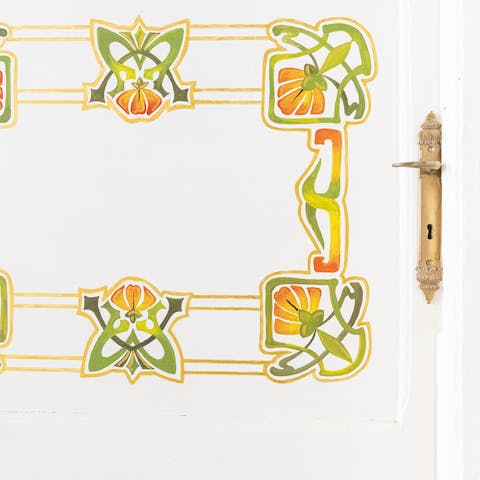 Handpainted decorations