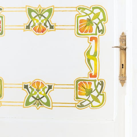 Handpainted decorations