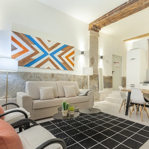 Enjoy relaxing evenings at home or walk to a nearby restaurant