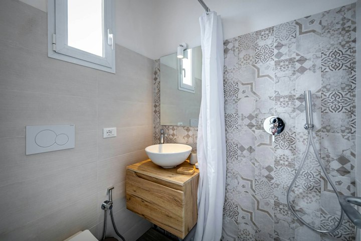 Bathroom photo