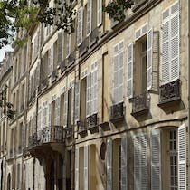 Live the island life on Île Saint-Louis